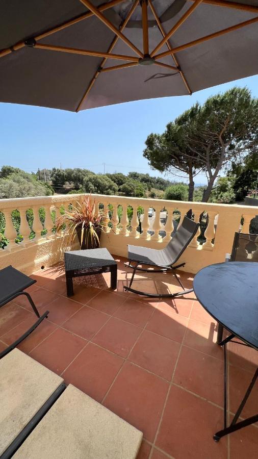 Apartment Calme Avec Terrasse Proche Du Centre Et De La Mer, Parking, Internet Bastia (Corsica)